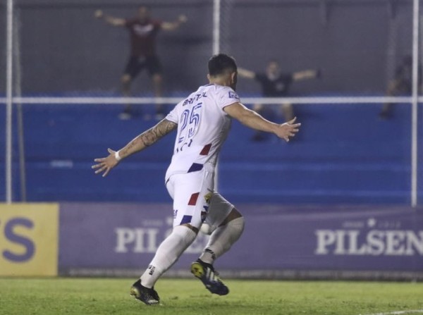 Lo ganó sobre el final - APF