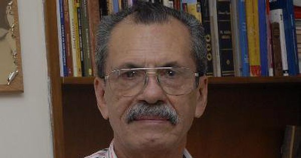 La Nación / Anuncian coloquio virtual de escritores