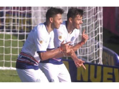 Ángel marca, pero San Lorenzo se frena