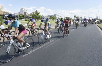 Los ciclistas exigen justicia y respeto cuando están en ruta - Nacionales - ABC Color