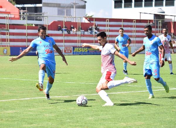 San Lorenzo y Resistencia firman un intenso empate