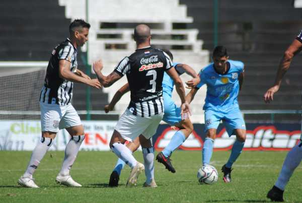 Compacto de Santaní 0-0 2 de Mayo