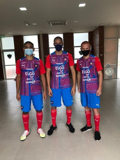 Los juveniles provenientes de Olimpia ya entrenan con el selectivo de Cerro