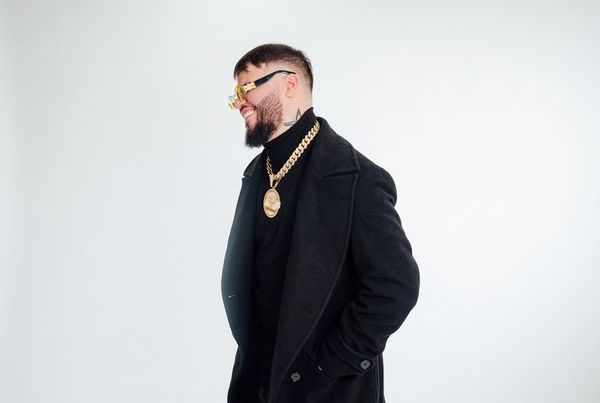 Farruko y Steve Aoki se unen en el sencillo “Aire” - Música - ABC Color