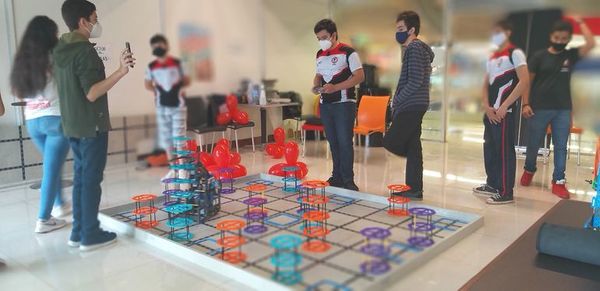 Estudiantes paraguayos clasifican a mundial de robótica - Nacionales - ABC Color