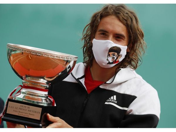 Tsitsipas alza su primer Masters 1000