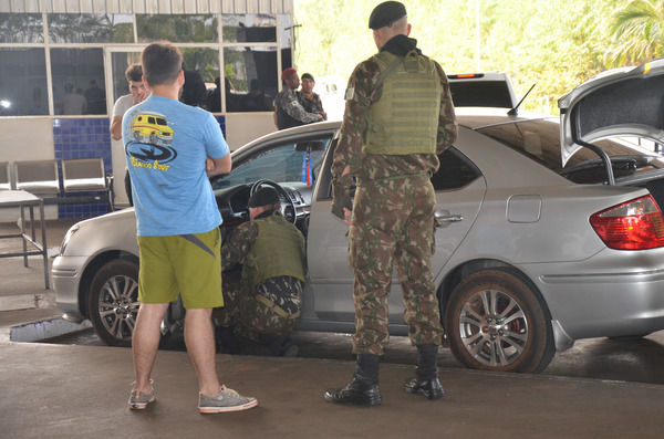 Fuerzas militares buscan cooperar para mejorar la seguridad fronteriza - La Clave