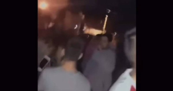 La Nación / Farra en Villa Elisa: Hubo aglomeración, canto, baile y gritos