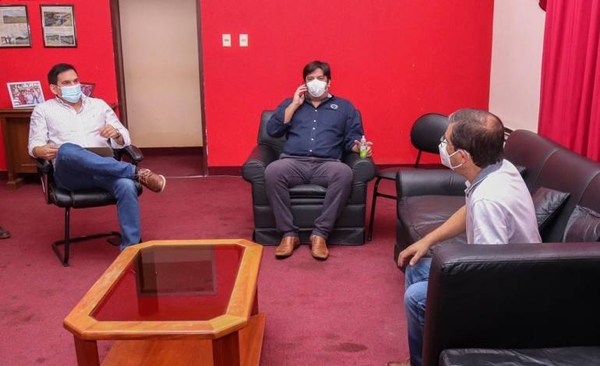 Diario HOY | Baruja anuncia compra de ambulancia de alta complejidad para el departamento de Paraguarí