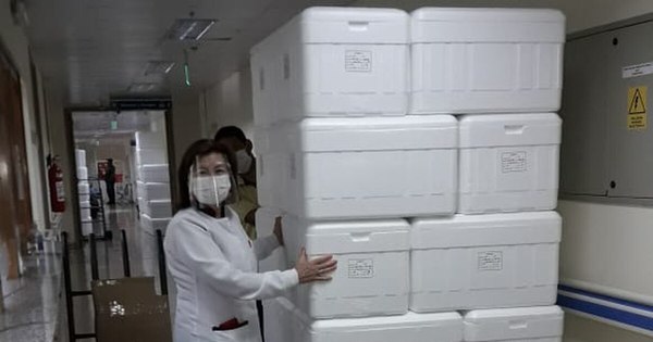 La Nación / Anuncian que tratamiento con plasma en pacientes con COVID-19 será retomado
