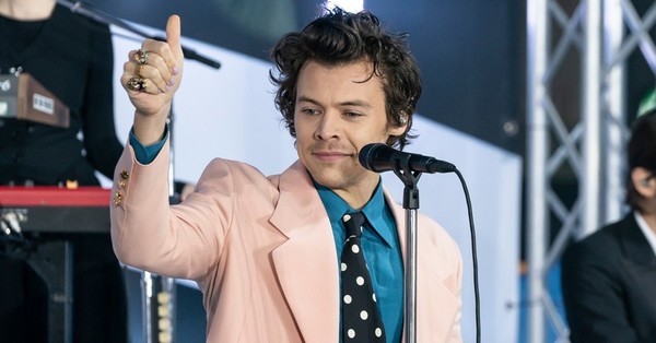 ¿De cuánto es su fortuna? Revelan que Harry Styles es el miembro más rico de One Direction - SNT