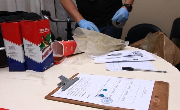 SENAD detectó encomiendas que contenían cocaína en el aeropuerto