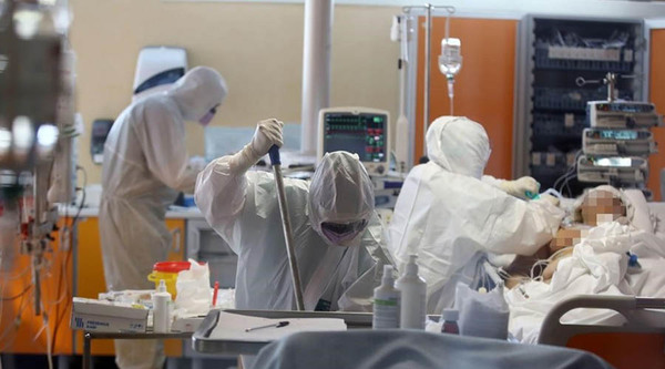 Ya son casi 50 enfermeros fallecidos por COVID-19