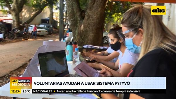 Voluntarias ayudan a usar el sistema pytyvô medicamentos - ABC Noticias - ABC Color