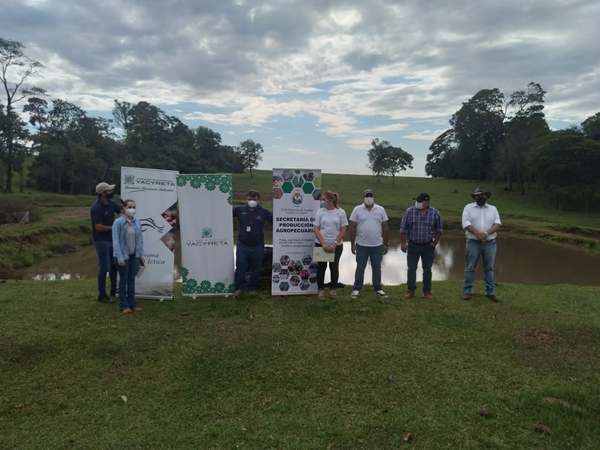 PROGRAMA DEPARTAMENTAL DE PISCICULTURA CONTINÚA ENTREGANDO ALEVINES A TRAVÉS DE LA EBY Y LA GOBERNACIÓN