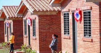 La Nación / El MUVH y desarrolladores inmobiliarios buscan ofertas para trabajadores de clase media