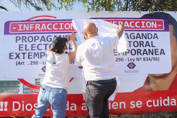 Retiran propaganda electoral extemporánea en Asunción