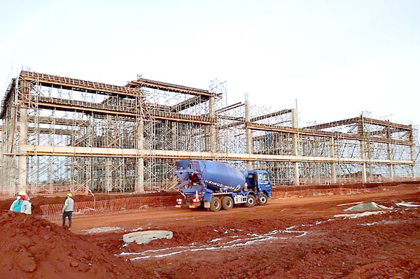 Un total de cuatro grandes fábricas se instalan en la zona industrial de Hernandarias - La Clave