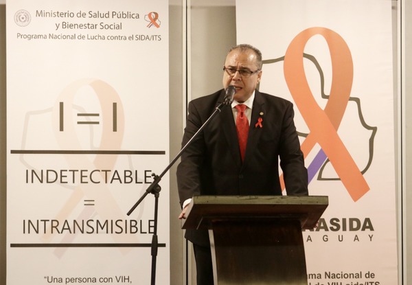 OPS retira al doctor Escoto como representante en Paraguay