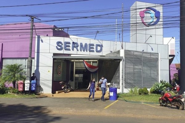 Procesan a 8 médicos que fraguaban documentos para cobrar a aseguradora - La Clave