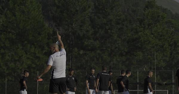 Libertadores: el Decano ya cuenta con un probable once para el debut ante Táchira