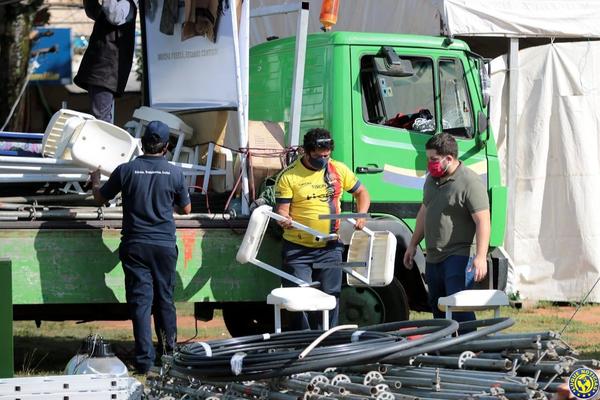 Covid-19: Manos solidarias de comerciantes luqueños en plena pandemia •