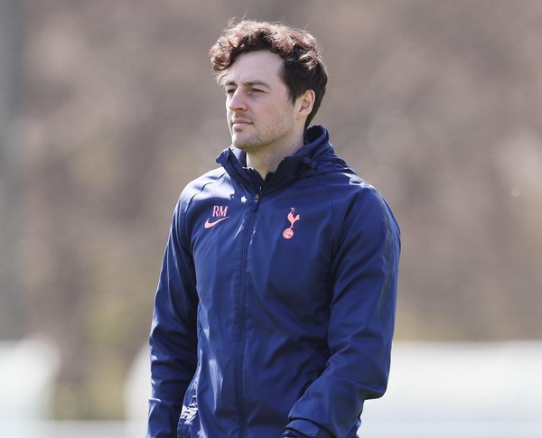 Tottenham y el DT más joven en la historia de la Premier League