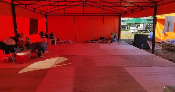 La Nación / Reubican a familiares de pacientes respiratorios del Hospital de Clínicas