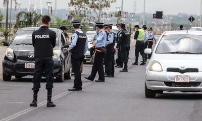 Polis piden sanciones para los que no respetan restricciones de la pandemia: “De lo contrario, de nada sirve nuestro trabajo”
