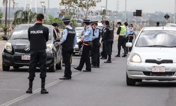 Polis piden sanciones para los que no respetan restricciones de la pandemia: “De lo contrario, de nada sirve nuestro trabajo”