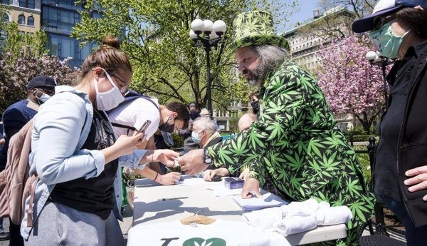 Diario HOY | "Un porro por una vacuna": marihuana gratis para los neoyorquinos vacunados