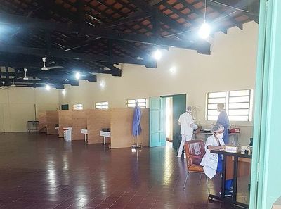Carpa militar funciona, pero sin medicamentos - Nacionales - ABC Color