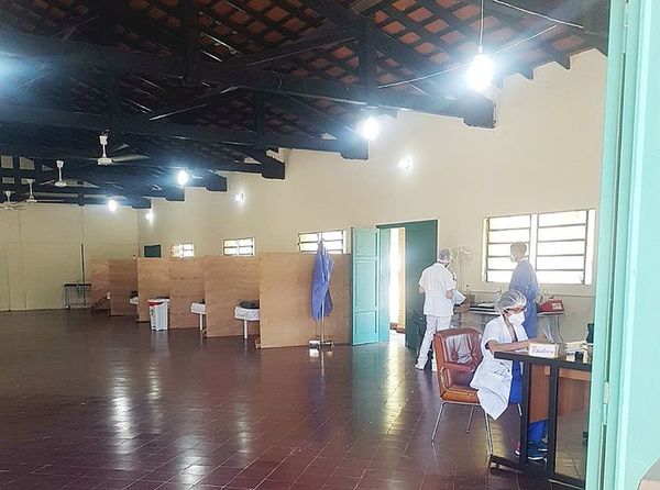 Carpa militar funciona, pero sin medicamentos - Nacionales - ABC Color