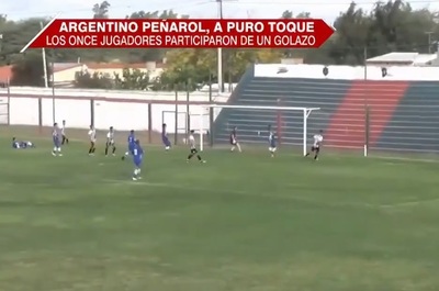 Club de ascenso convierte gol "al estilo Barcelona"