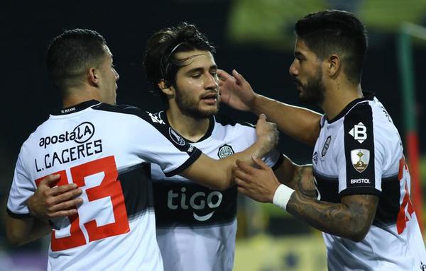 Libertadores: Táchira derrotó al Decano en su debut