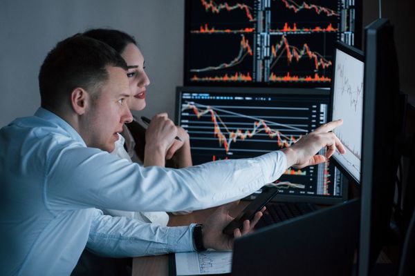 Bonos de países emergentes presentan menor riesgo al primer cuatrimestre del 2021 - MarketData