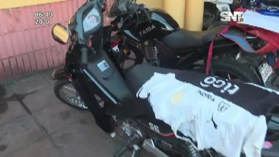 Robamotos escaparon pero abandonaron el botín - SNT