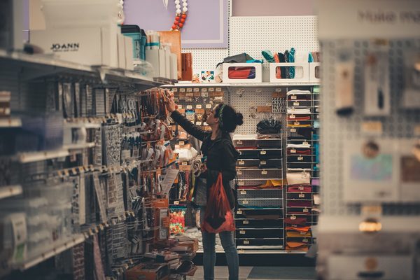 6 de cada 10 paraguayos prefiere comprar físicamente a pesar de la pandemia
