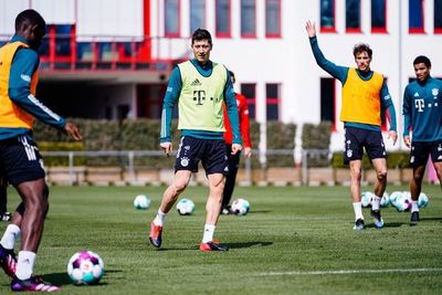 Lewandowski vuelve a entrenar - Fútbol - ABC Color