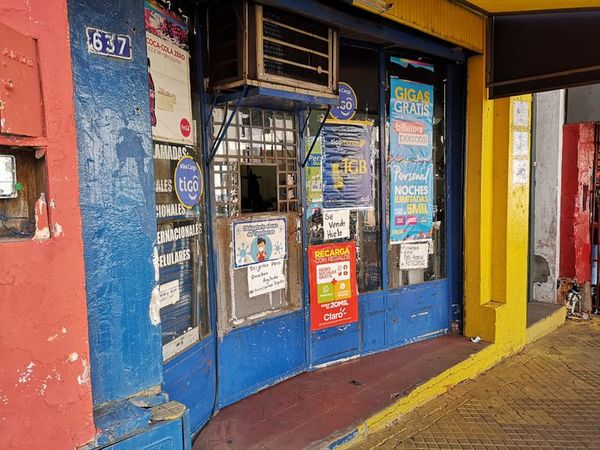 Roban local de recarga de celulares - Nacionales - ABC Color
