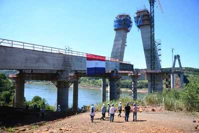 Puente de la Integración: inician empuje del penúltimo tablero en Presidente Franco - La Clave