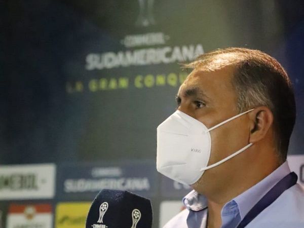 Pedro Sarabia valora el triunfo del 12 de Octubre en Copa Sudamericana