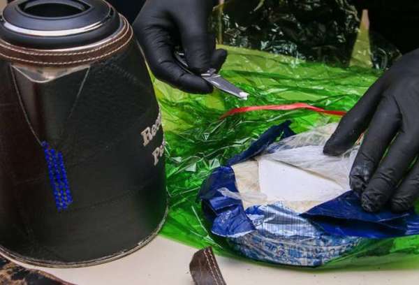 Agentes de la SENAD hallan cocaína en hervidores eléctricos con destino aparente a España