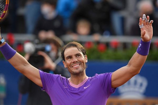 Nadal sufre pero avanza - Tenis - ABC Color