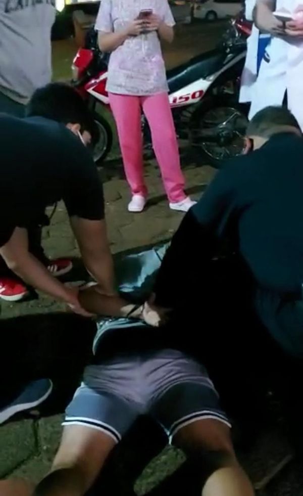 Agente policial detenido por amenazar a médicos y enfermeros de urgencia - ABC en el Este - ABC Color