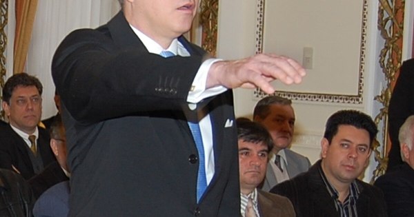 La Nación / COVID-19: “Vamos a estar a dos Ycuá Bolaños por semana”, advierte analista político