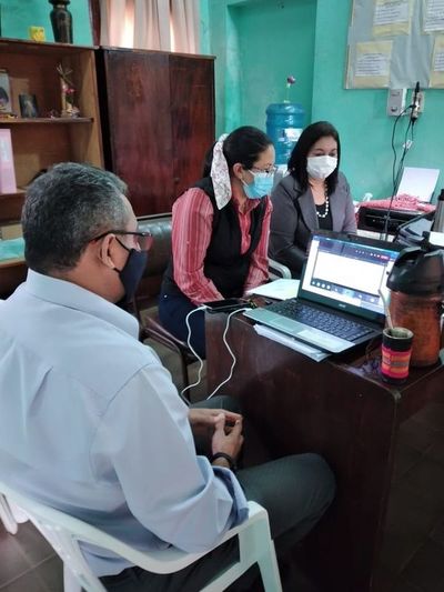 Debate sobre transformación educativa se hace por WhatsApp - Nacionales - ABC Color
