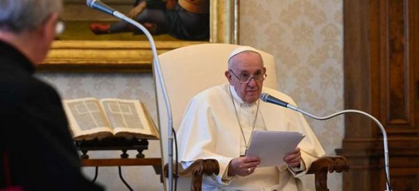 Papa invita a un maratón de oración por el fin de la pandemia