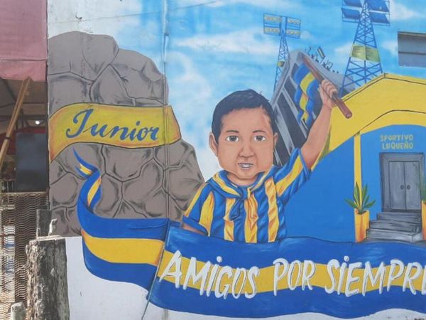Luqueño: Murales auriazules con historia y sentimiento