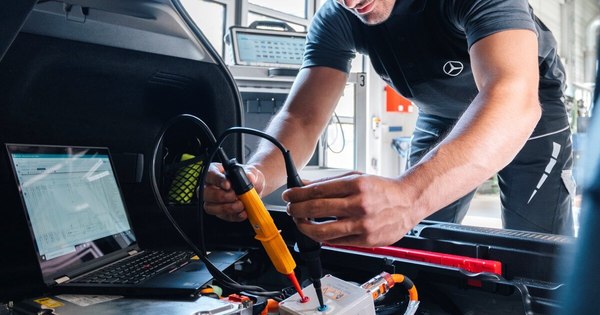 La Nación / Reducen producción automotriz alemana por falta de semiconductores